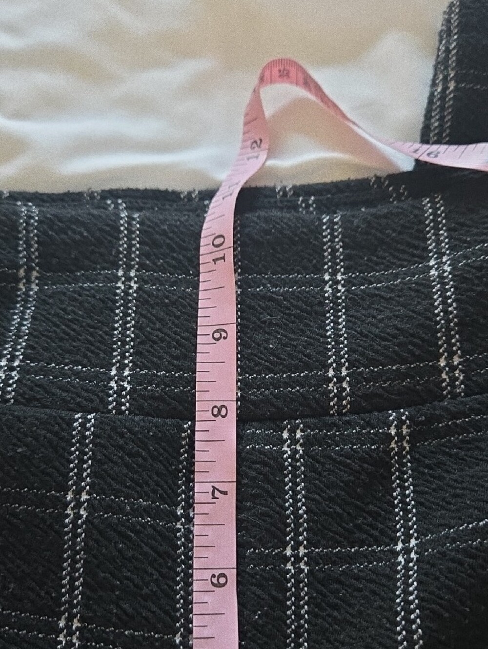 LuLaRoe Black Plaid High-Waist Leggings - Picture 8 of 10